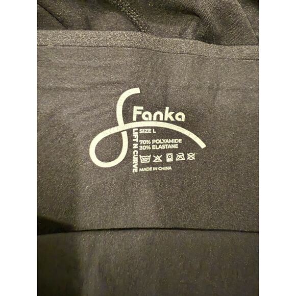 Fanka Flare Black Leggings Womens Sz L Lift and Curve Sculpting Athleticwear Gym - Picture 8 of 11